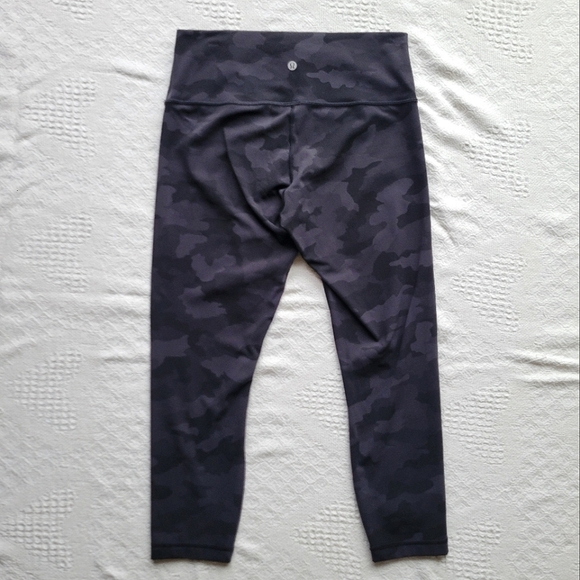 Lululemon Wunder Under High-Rise Crop 23" *Full-On Luxtreme - Picture 2 of 9